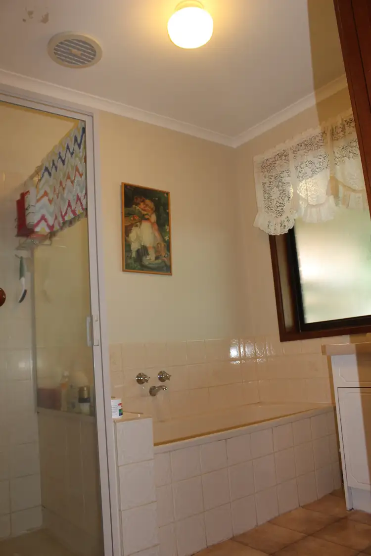Fifth view of Homely townhouse listing, 1/144 Waller Street, Benalla VIC 3672