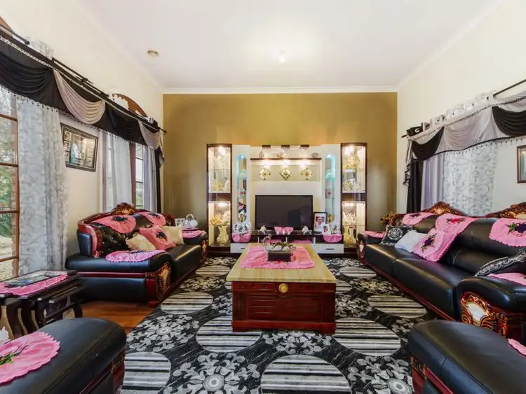 Second view of Homely house listing, 4 Hummingbird Boulevard, Tarneit VIC 3029