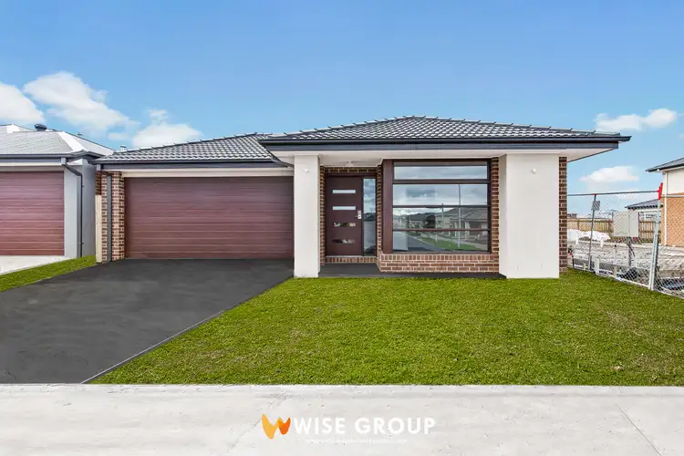 51 Moxham Drive, Clyde North VIC 3978