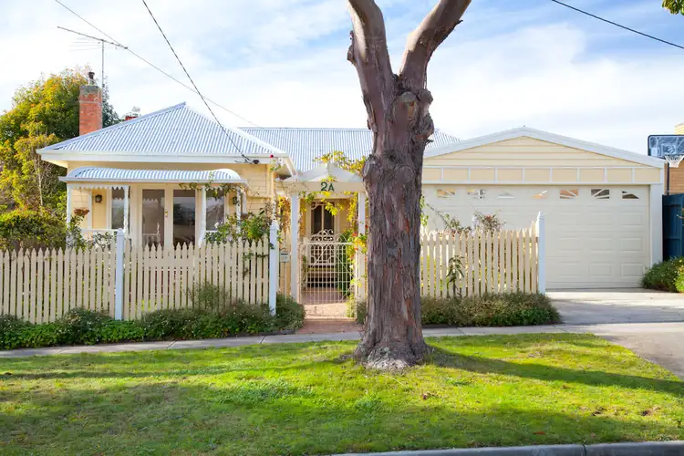 2A Neerim Street, Drouin VIC 3818