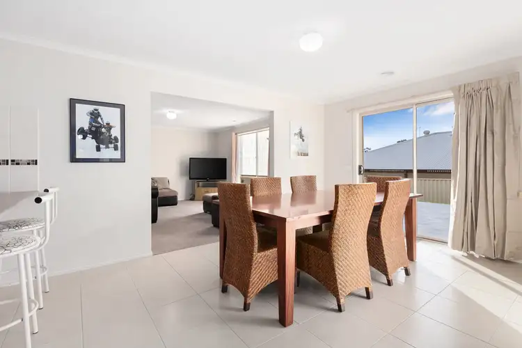 Fifth view of Homely house listing, 16 Mineral Court, Drouin VIC 3818