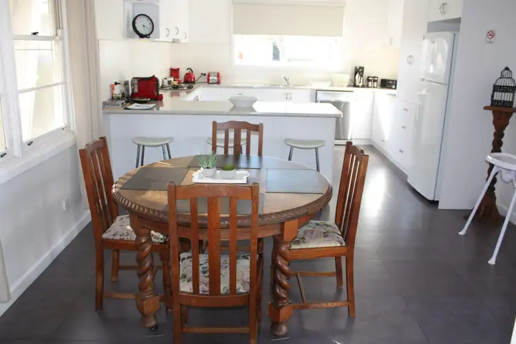 Third view of Homely house listing, 5 Albert Street, Benalla VIC 3672