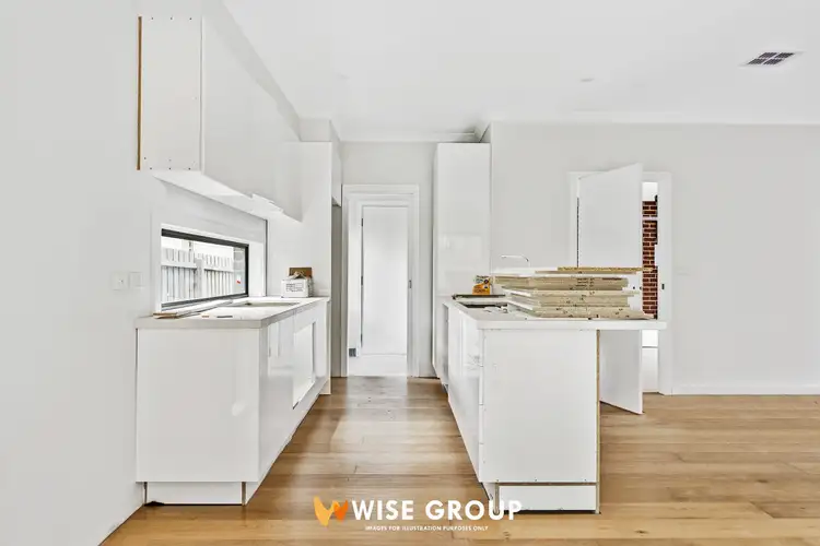 Fifth view of Homely unit listing, B/27 Manuka Road, Berwick VIC 3806