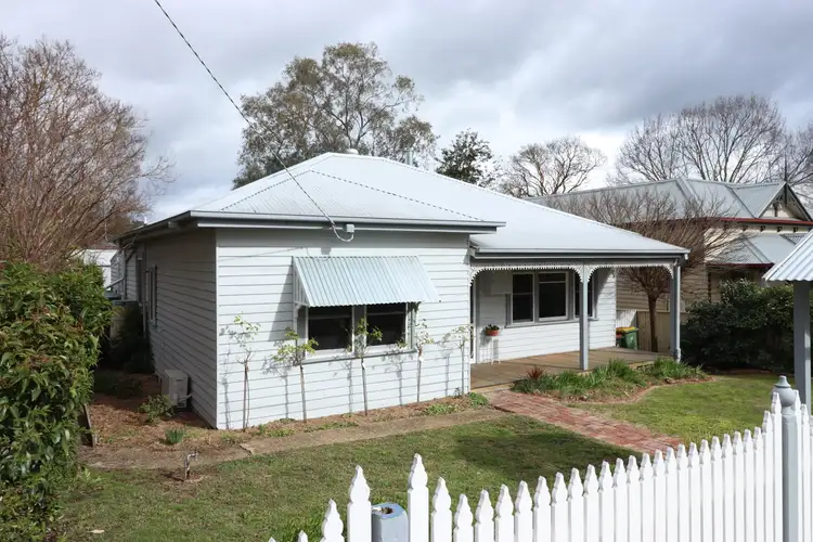12 Raglan Street, Yea VIC 3717