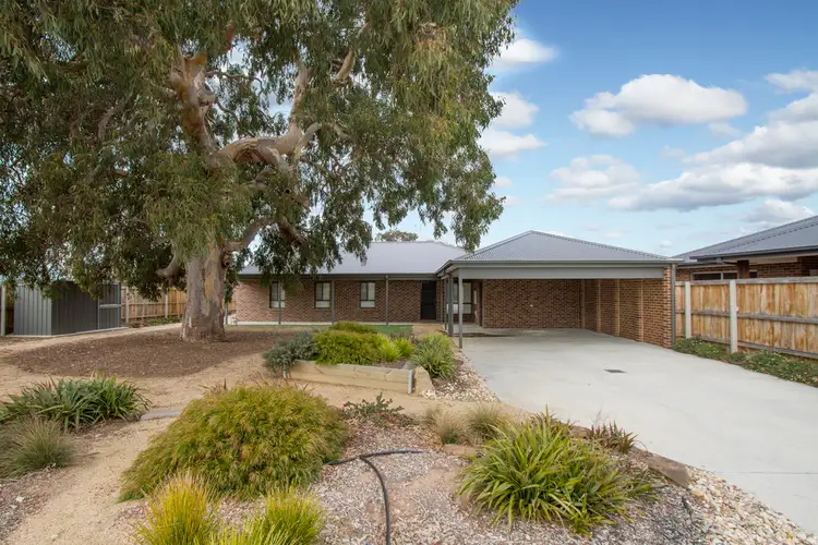 1 Woondella Boulevard, Sale VIC 3850