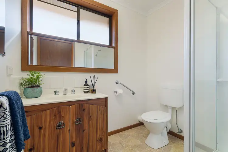 Sixth view of Homely unit listing, 8/16 Greenhill Avenue, Castlemaine VIC 3450
