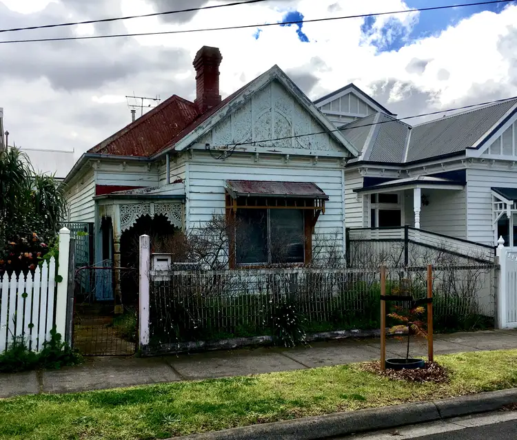11 Bent Street