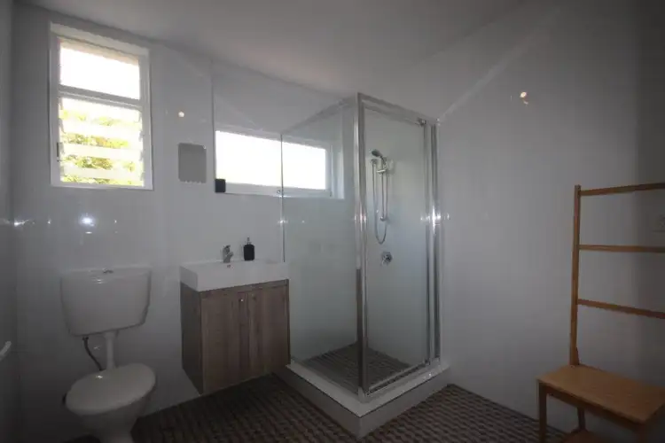 Sixth view of Homely unit listing, 5/74 Highland Terrace, St Lucia QLD 4067
