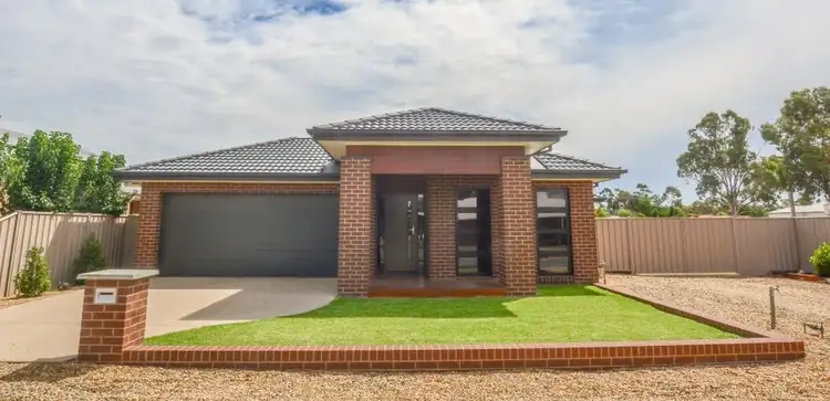 46 Cohen St, Rochester VIC 3561