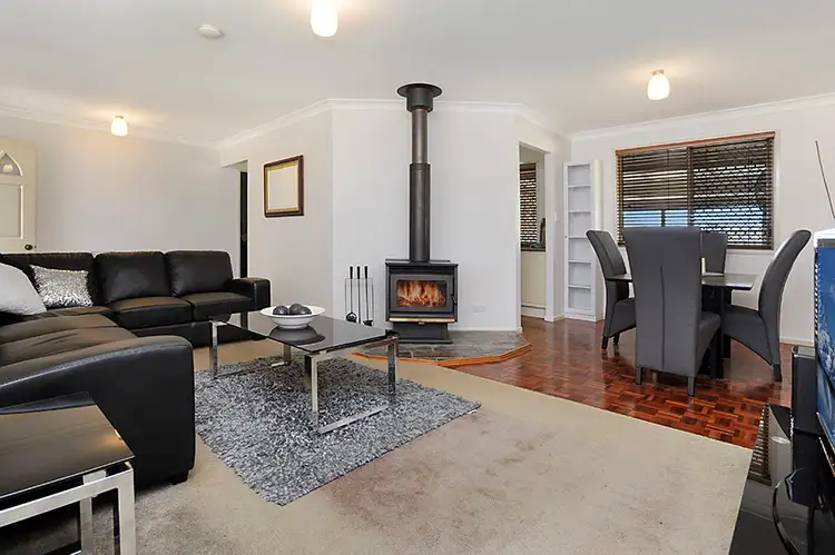 18 Wombat Court, Lawnton QLD 4501