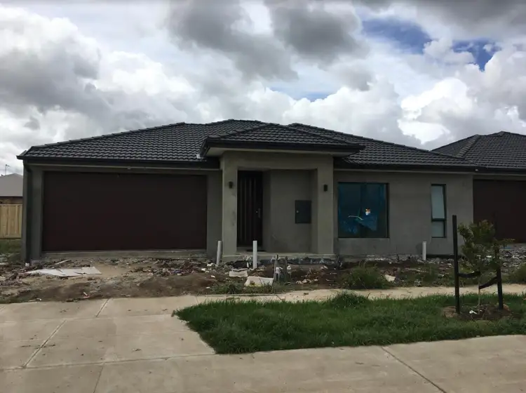 4 Waterperry close, Mickleham VIC 3064