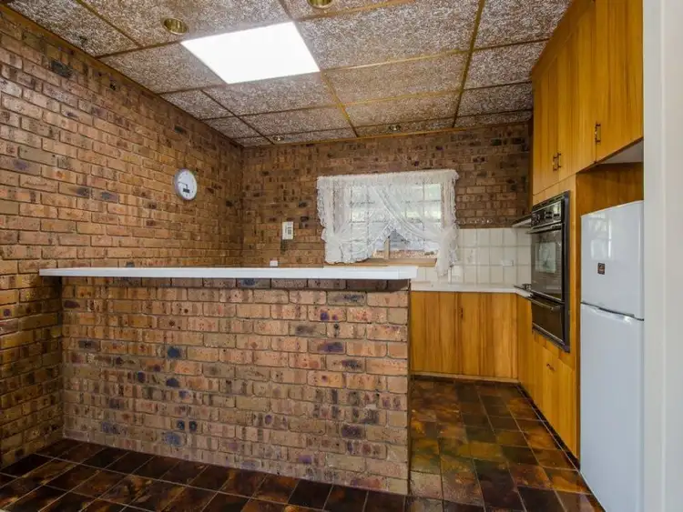 Fourth view of Homely house listing, 10 Tawarri Crescent, Mount Gambier SA 5290