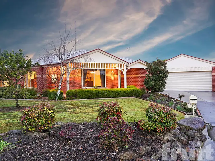 4 Roseworth Close, Leopold VIC 3224