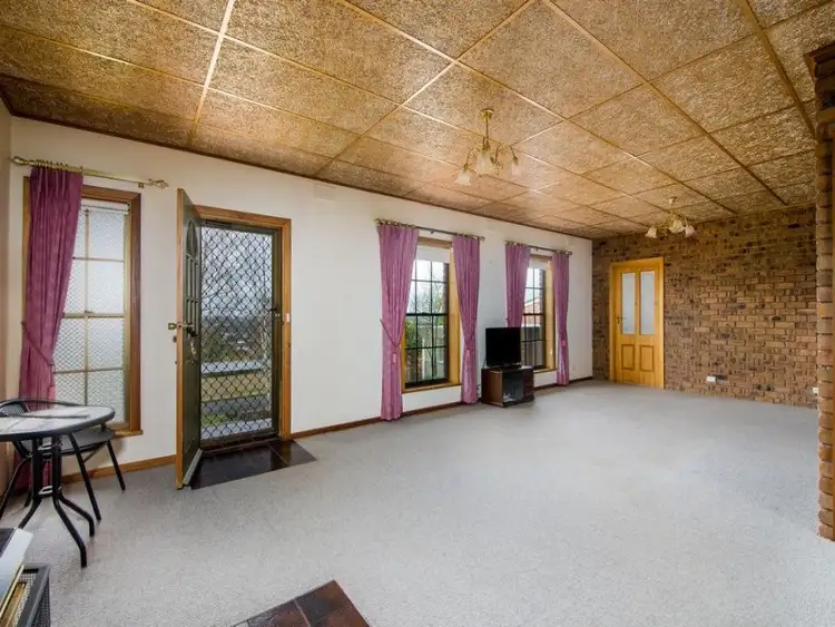 Seventh view of Homely house listing, 10 Tawarri Crescent, Mount Gambier SA 5290