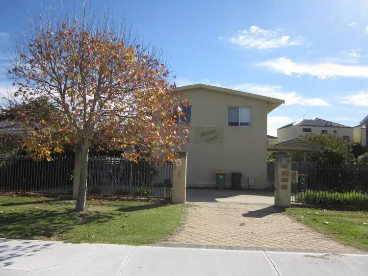 4/3 Ranelagh Crescent, South Perth WA 6151