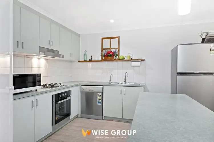 Fifth view of Homely house listing, 18 Sandhurst Mews, Hampton Park VIC 3976