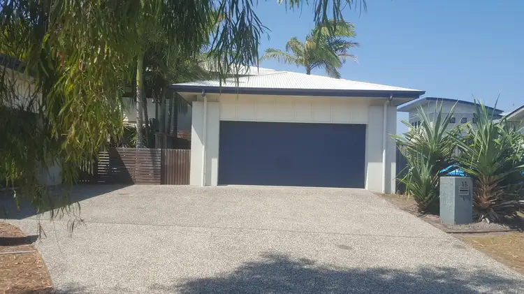 2/12 Catalina Drive, Mudjimba QLD 4564