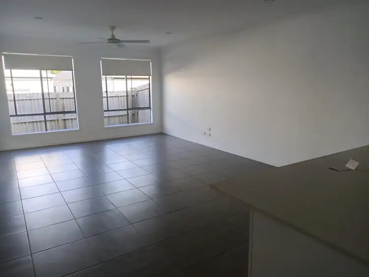 Fourth view of Homely semi-detached listing, 1/4 Sparrow Lane, Loganlea QLD 4131