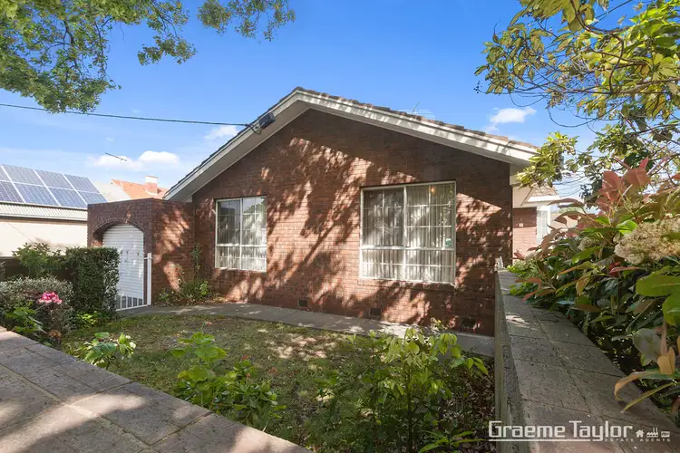 Main view of Homely unit listing, 1/19 McMillan Avenue, Geelong VIC 3220