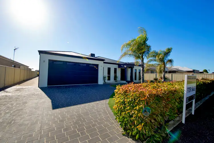 4 La Bamba Drive, Yarrawonga VIC 3730