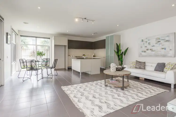 Fifth view of Homely house listing, 2 Blanford Court, Mulgrave VIC 3170