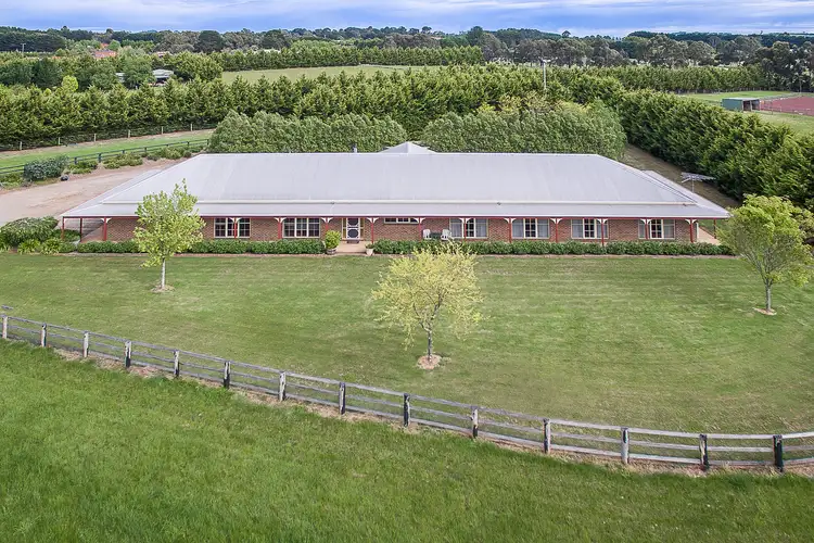 85 Tarrawarra Lane, Romsey VIC 3434