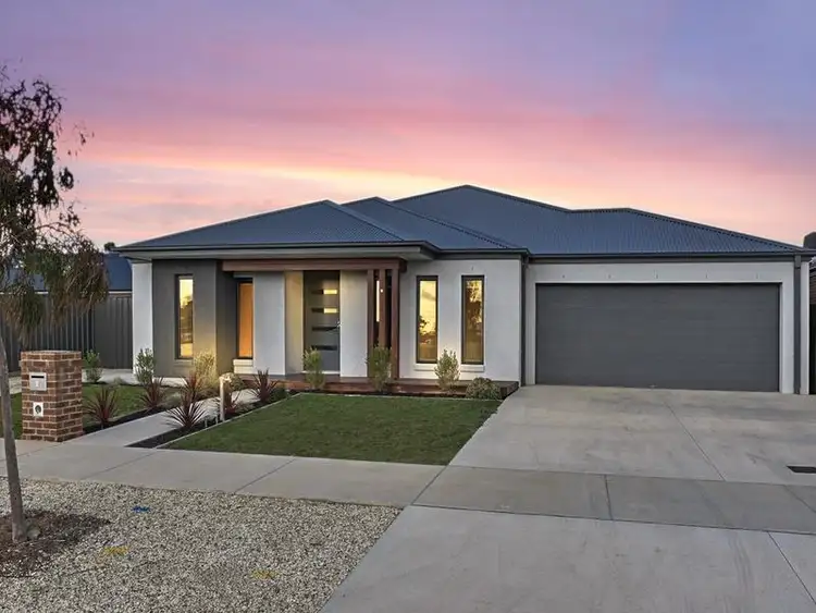 4 Oakbank Place, Marong VIC 3515