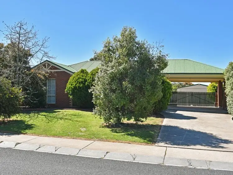 Main view of Homely house listing, 4 Pittaway Street, Kangaroo Flat VIC 3555