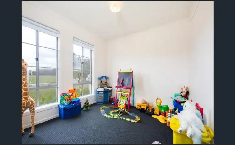 Seventh view of Homely house listing, 21 KENDALL DRIVE, Lavington NSW 2641