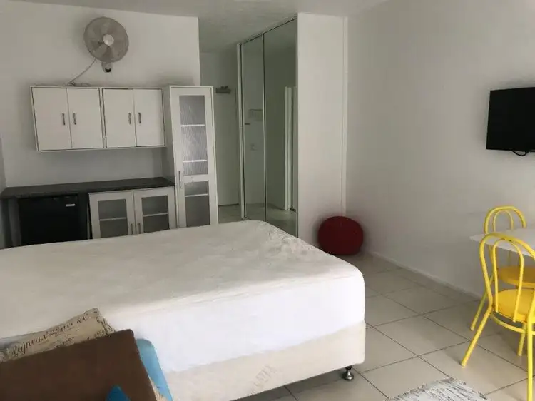 112/2007 GOLD COAST HWY, Miami QLD 4220