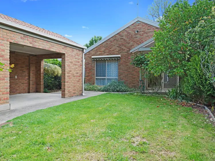 Main view of Homely townhouse listing, 8A Hiscock Court, Benalla VIC 3672