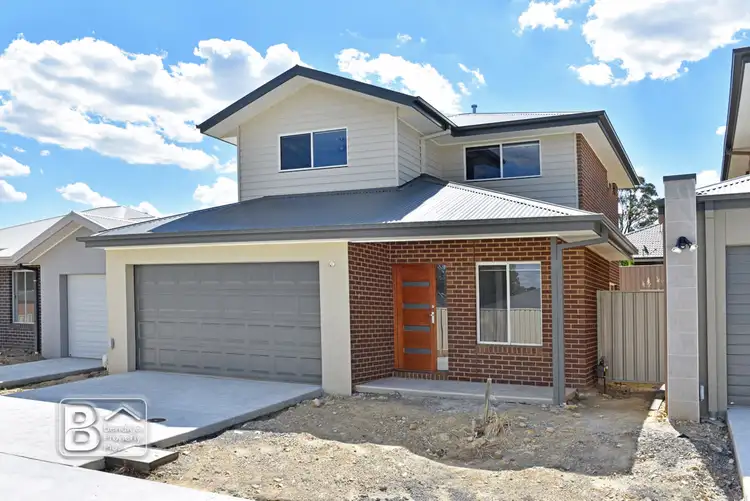 Main view of Homely townhouse listing, 7/17 Grantham Terrace, Kangaroo Flat VIC 3555