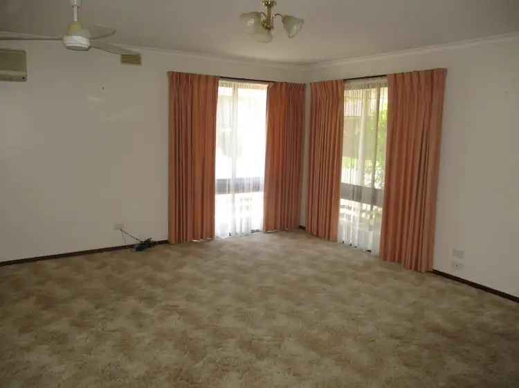 Sixth view of Homely unit listing, 4/30 Young Street, Drouin VIC 3818