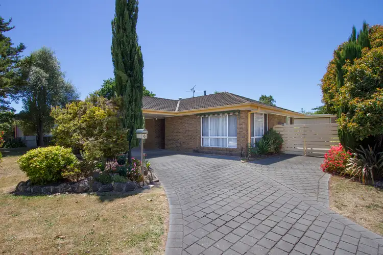 6 Natalie Court, Sale VIC 3850