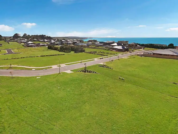 20 Blue Water Court, Portland VIC 3305