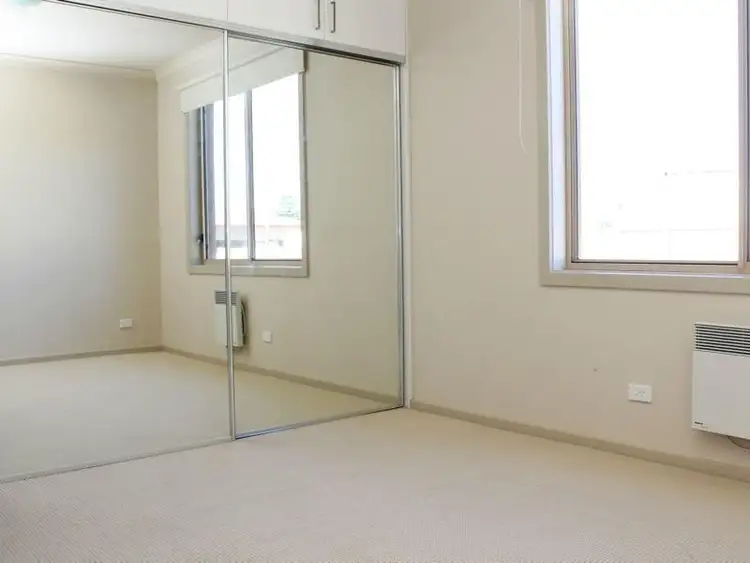 Sixth view of Homely unit listing, 9 Lancaster Close, Portland VIC 3305