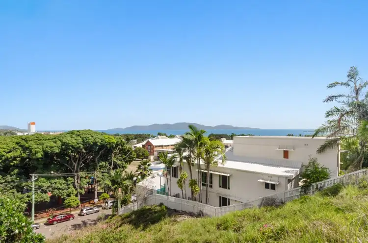 3A Fryer Street, North Ward QLD 4810