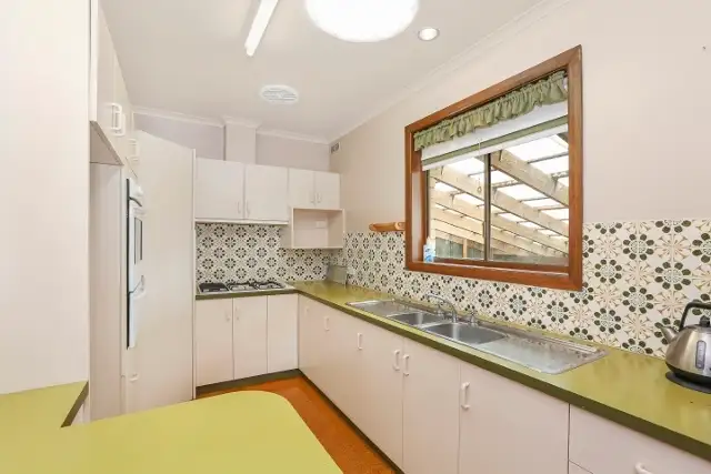 Fifth view of Homely unit listing, 2/12 Hickford Parade, Warrnambool VIC 3280