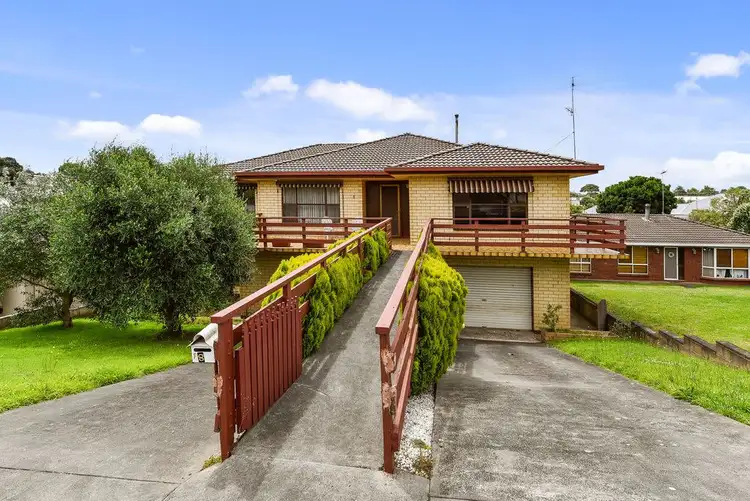 8 Monash Crescent, Mount Gambier SA 5290