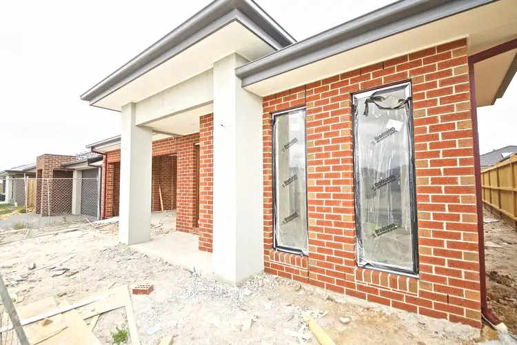63 Pioneer Way, Officer VIC 3809