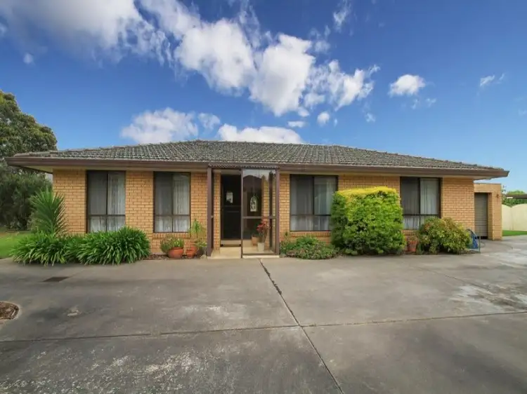 2/21 Topping Street, Sale VIC 3850