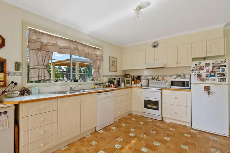 Fourth view of Homely house listing, 10 Clifford Street, Longford VIC 3851