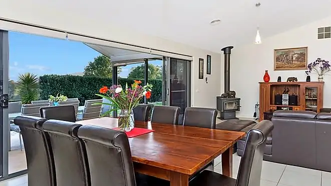 Fifth view of Homely house listing, 12 HILLANDALE COURT, Bonegilla VIC 3691