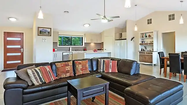 Sixth view of Homely house listing, 12 HILLANDALE COURT, Bonegilla VIC 3691