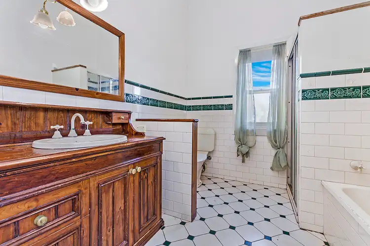 Sixth view of Homely house listing, 7 Shakespeare Street, Hamilton VIC 3300