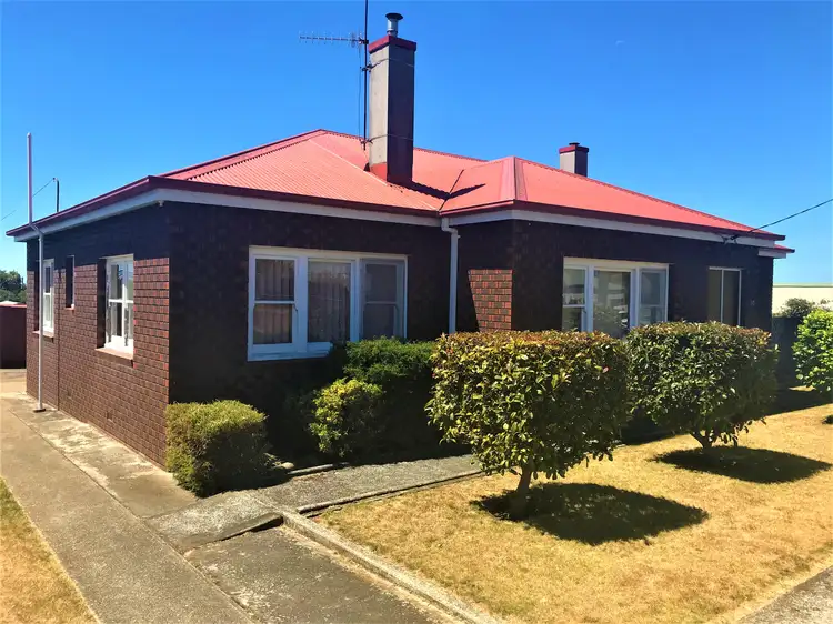 33 Simpson Street, Somerset TAS 7322