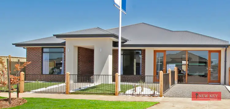 3 Lincolnshire Drive, Rockbank VIC 3335
