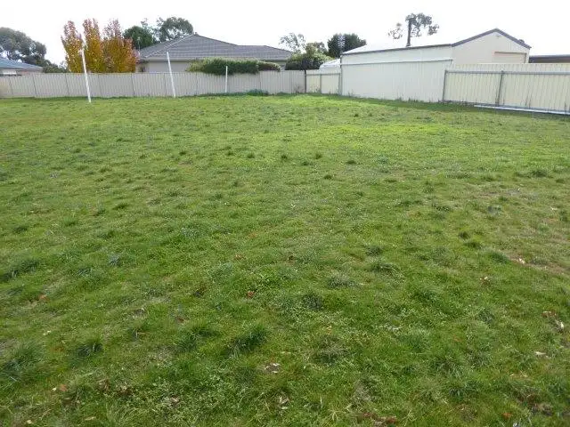 Fourth view of Homely land listing, 8 Florence Court, Donald VIC 3480