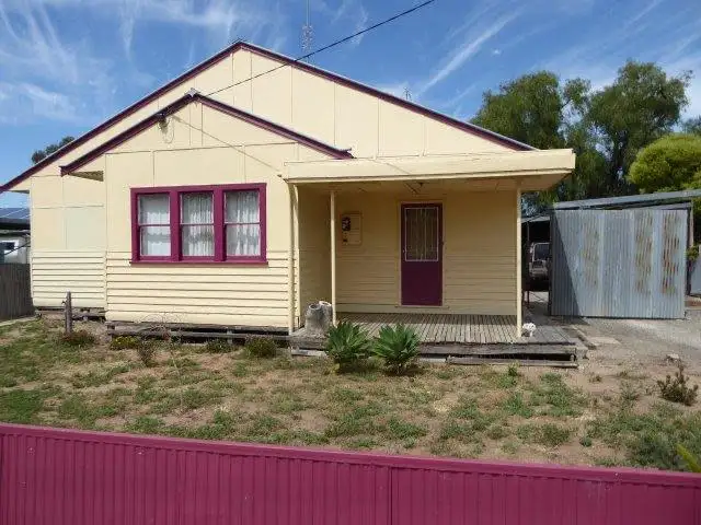 8 Scott Street, Jeparit VIC 3423