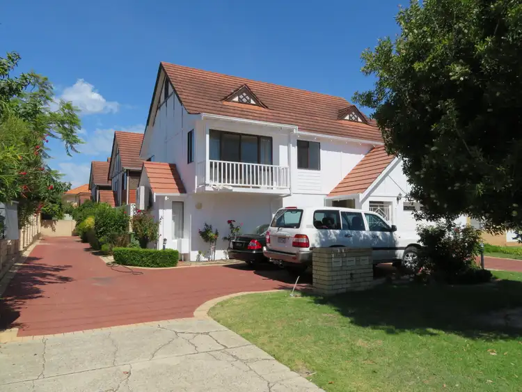 3/8 Heppingstone St, South Perth WA 6151